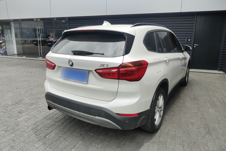 BMW X1 2017 #5 BMW X1 2017 car image #5