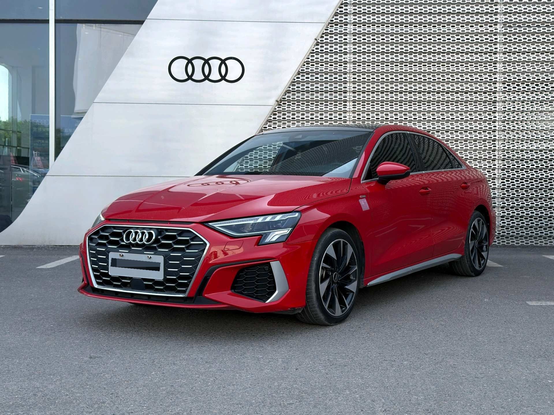 2022 immagine di auto 