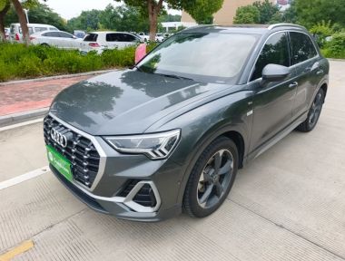 Audi Q3 2022 car image 