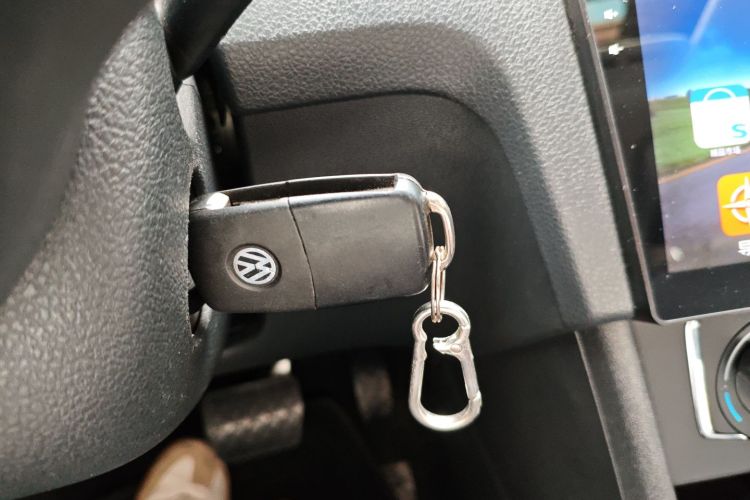 Volkswagen Santana 2016 #9 Volkswagen Santana 2016 car image #9