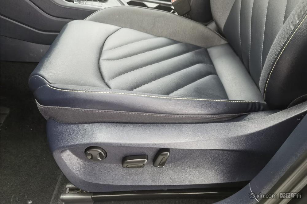 Volkswagen Tharu 2023 car image #18
