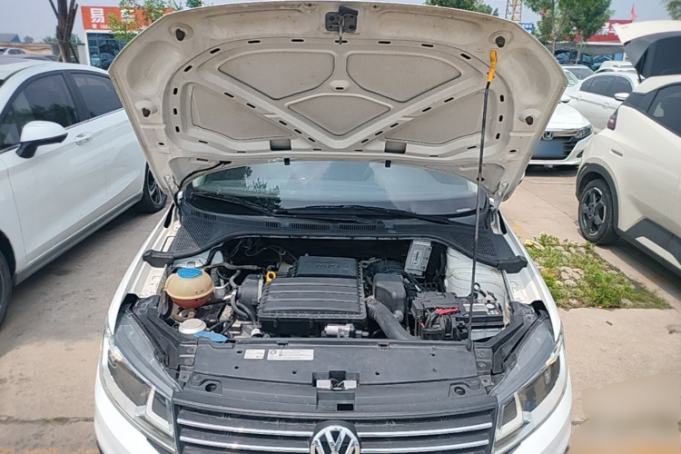 Volkswagen Santana 2020 car image #20