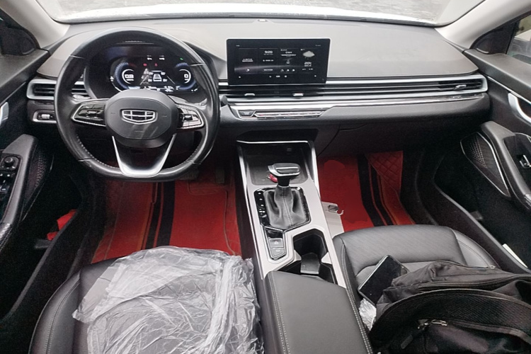 GEELY Emgrand 2022 car image #11