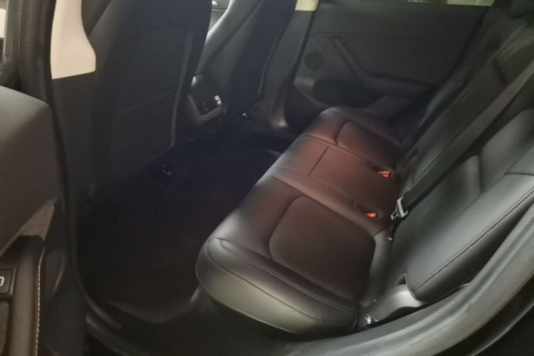 Tesla Model Y 2022 #17 Tesla Model Y 2022 car image #17