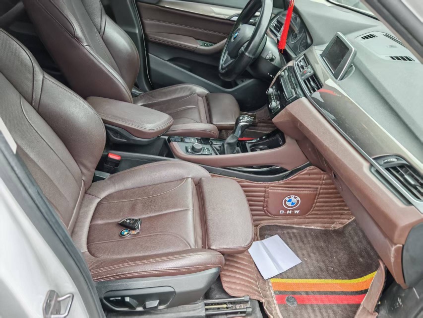 BMW X1 2018 #3 BMW X1 2018 car image #3