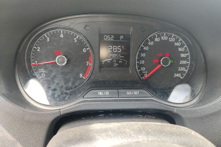 Volkswagen Polo 2018 car image #8
