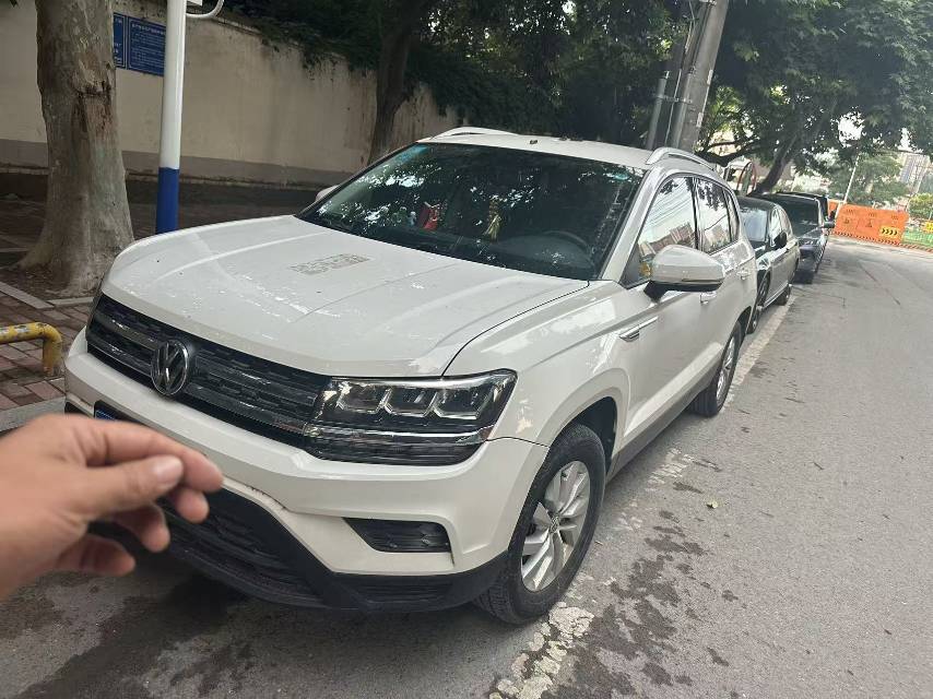 2020 car image 