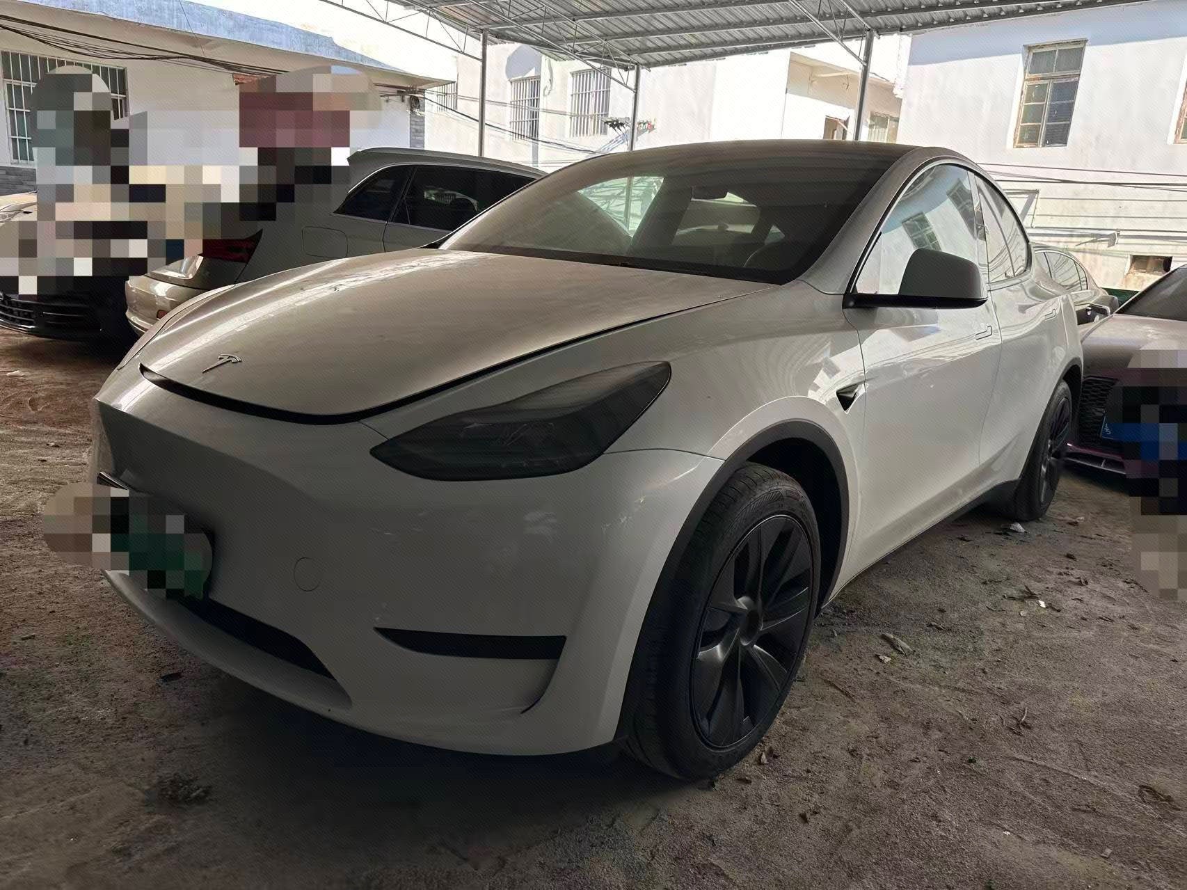 Tesla Model Y 2024 Tesla Model Y 2024 car image