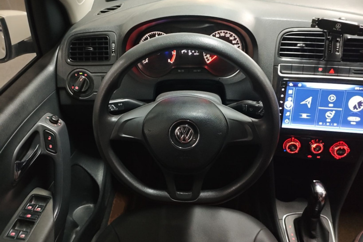 Volkswagen Polo 2017 #11 Volkswagen Polo 2017 car image #11