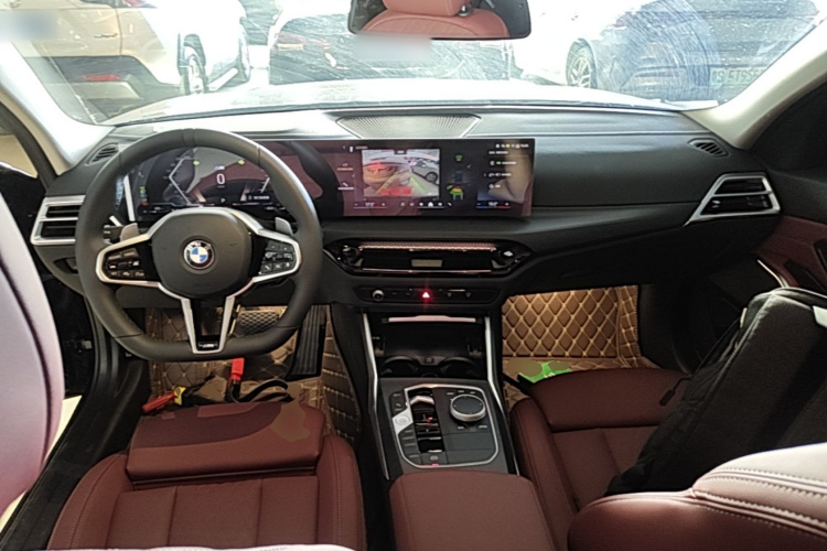BMW 3 Series 2025 car image #10