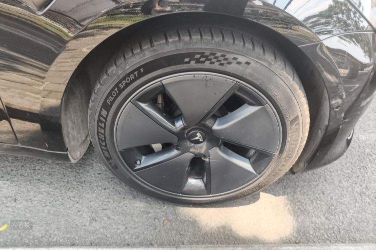 Tesla Model 3 2022 immagine di auto #9