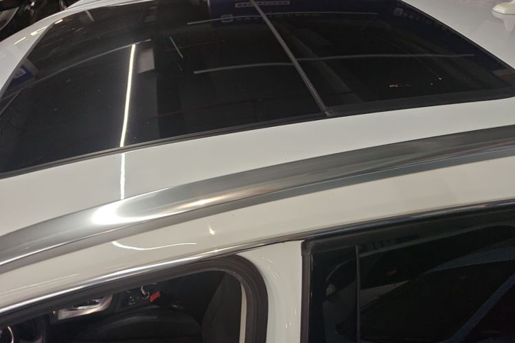 Audi Q3 2017 car image #25