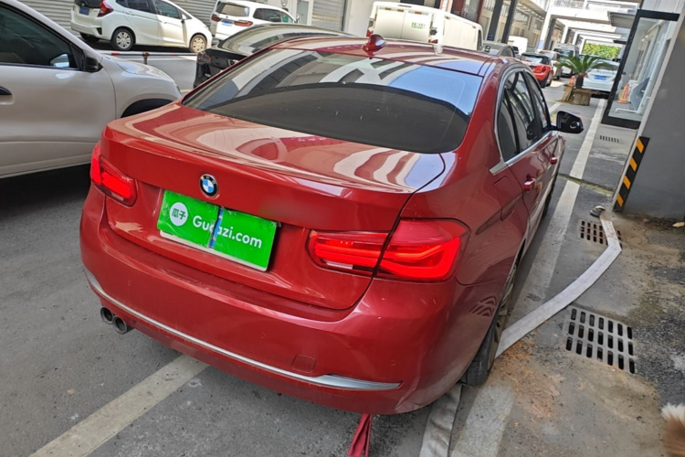 BMW 3 Series 2018 #7 BMW 3 Series 2018 car image #7
