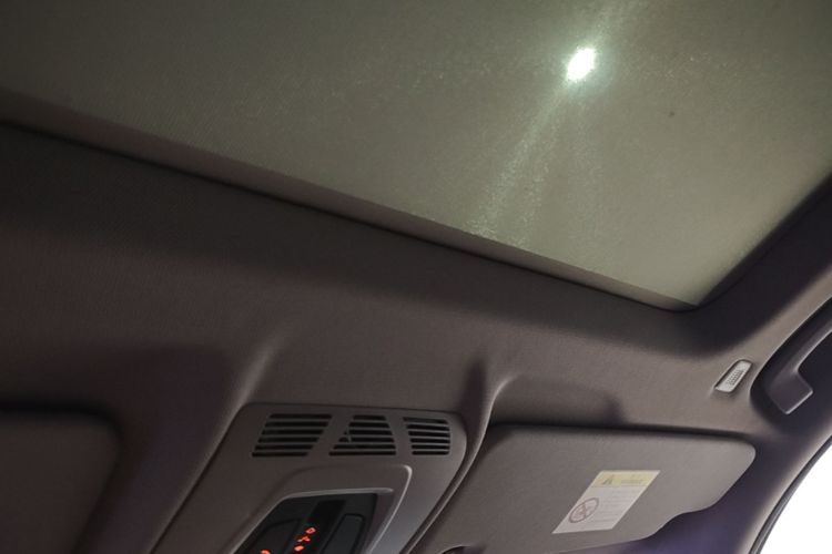 BMW X1 2019 car image #18
