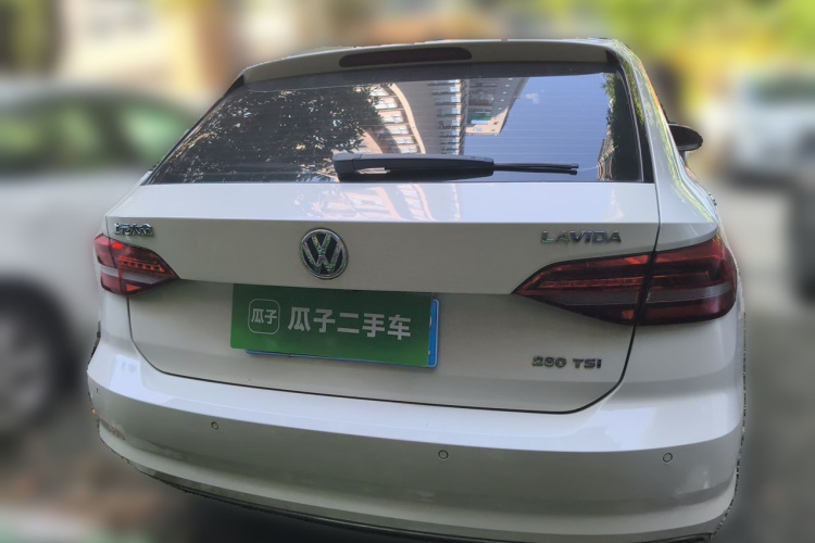 Volkswagen Lavida 2019 car image #4