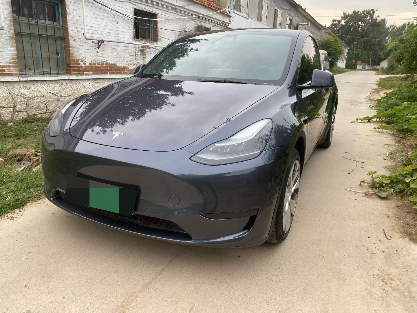 Tesla Model Y 2022 car image 