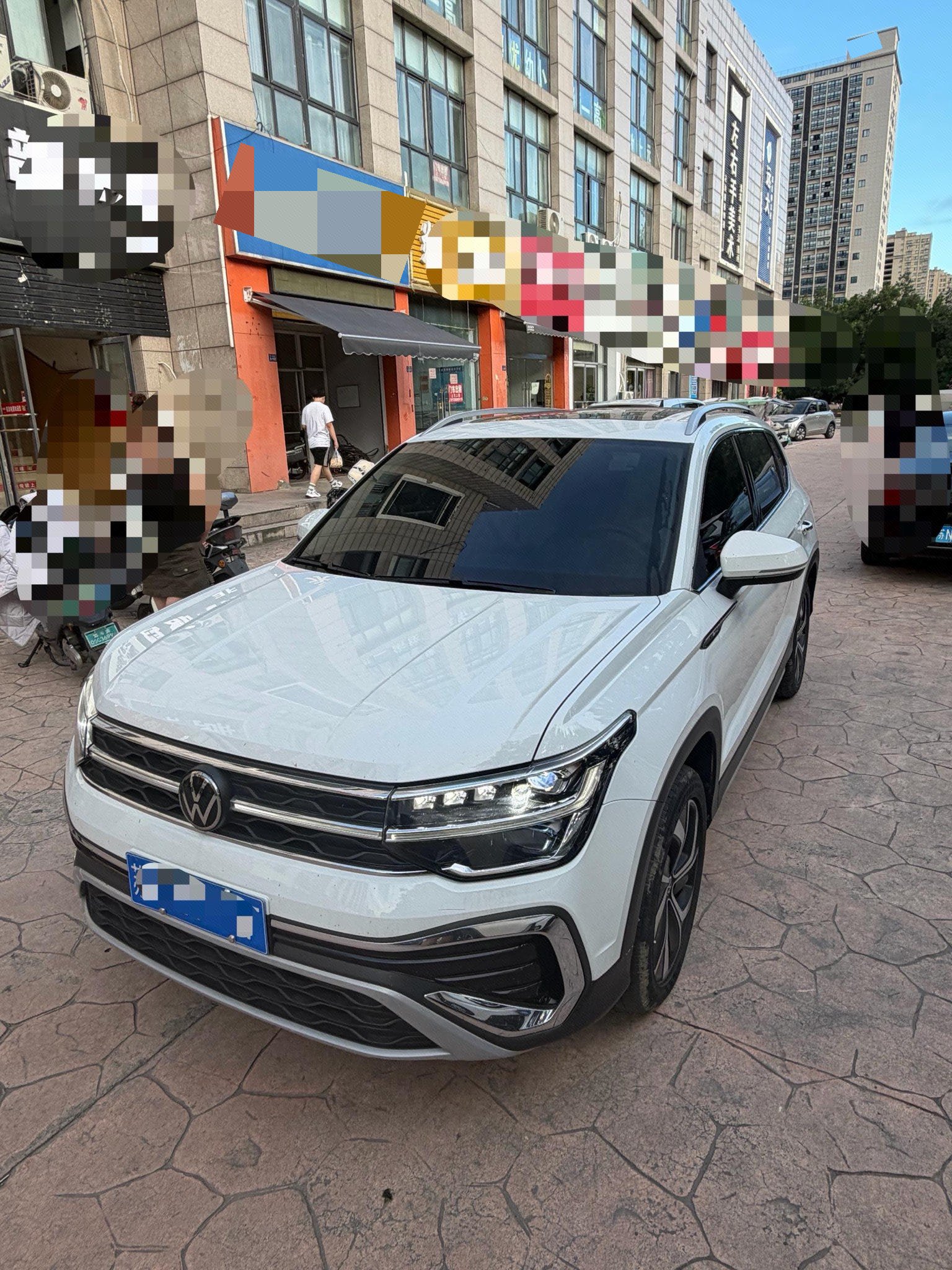 2023 immagine di auto 