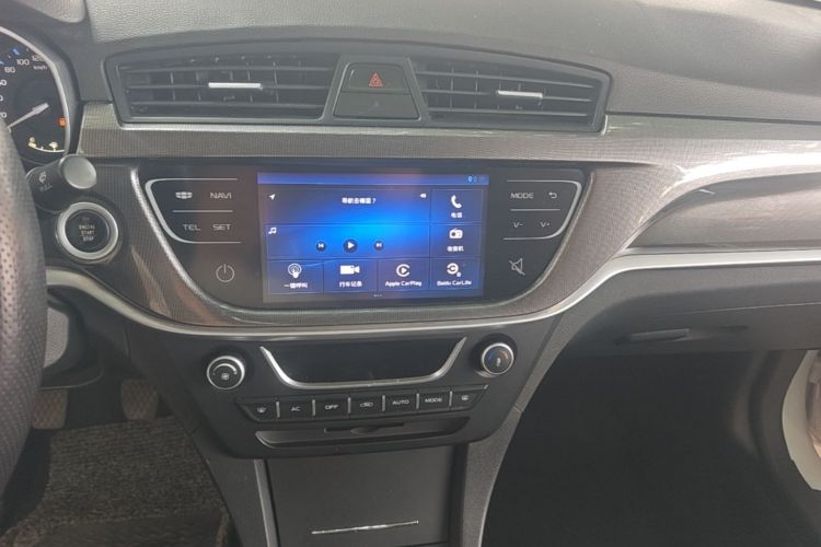 GEELY Emgrand 2017 #17 GEELY Emgrand 2017 car image #17