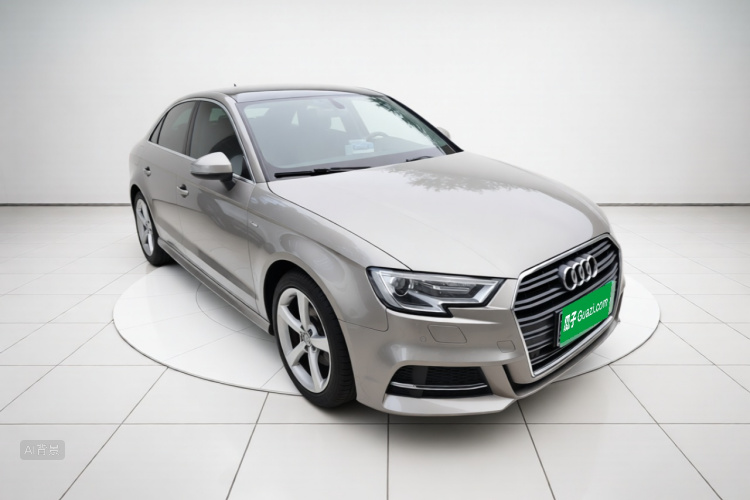 Audi A3 2018 car image #4