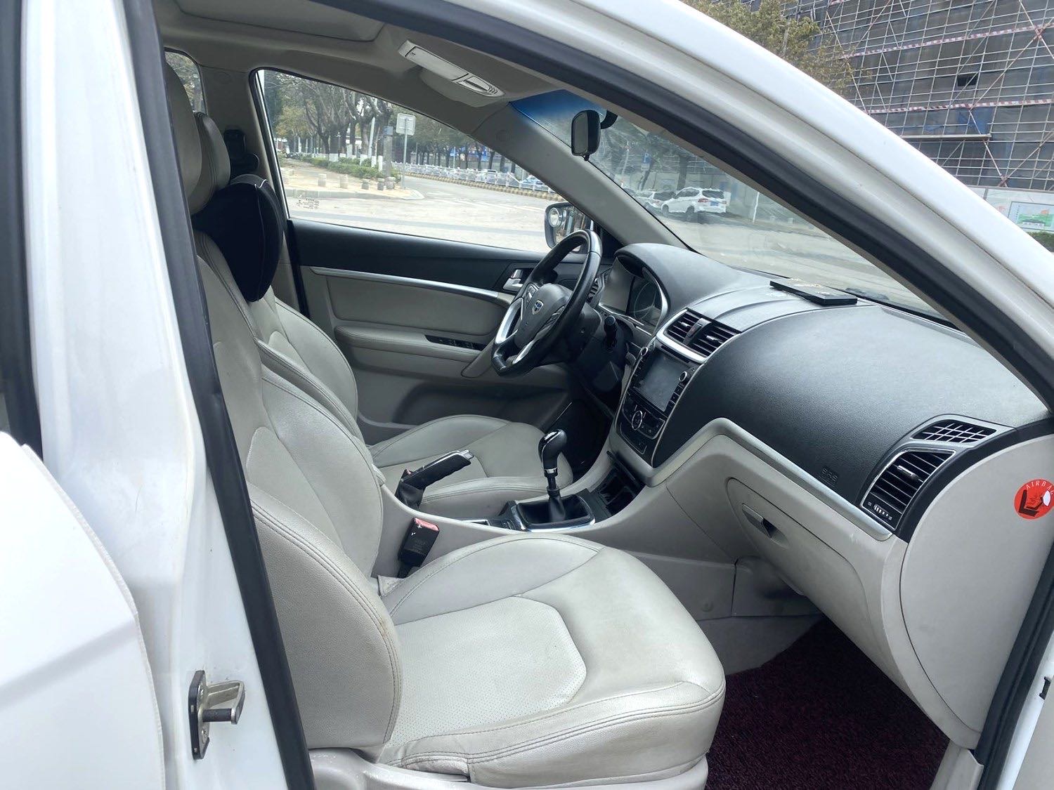 GEELY Emgrand 2014 car image #7