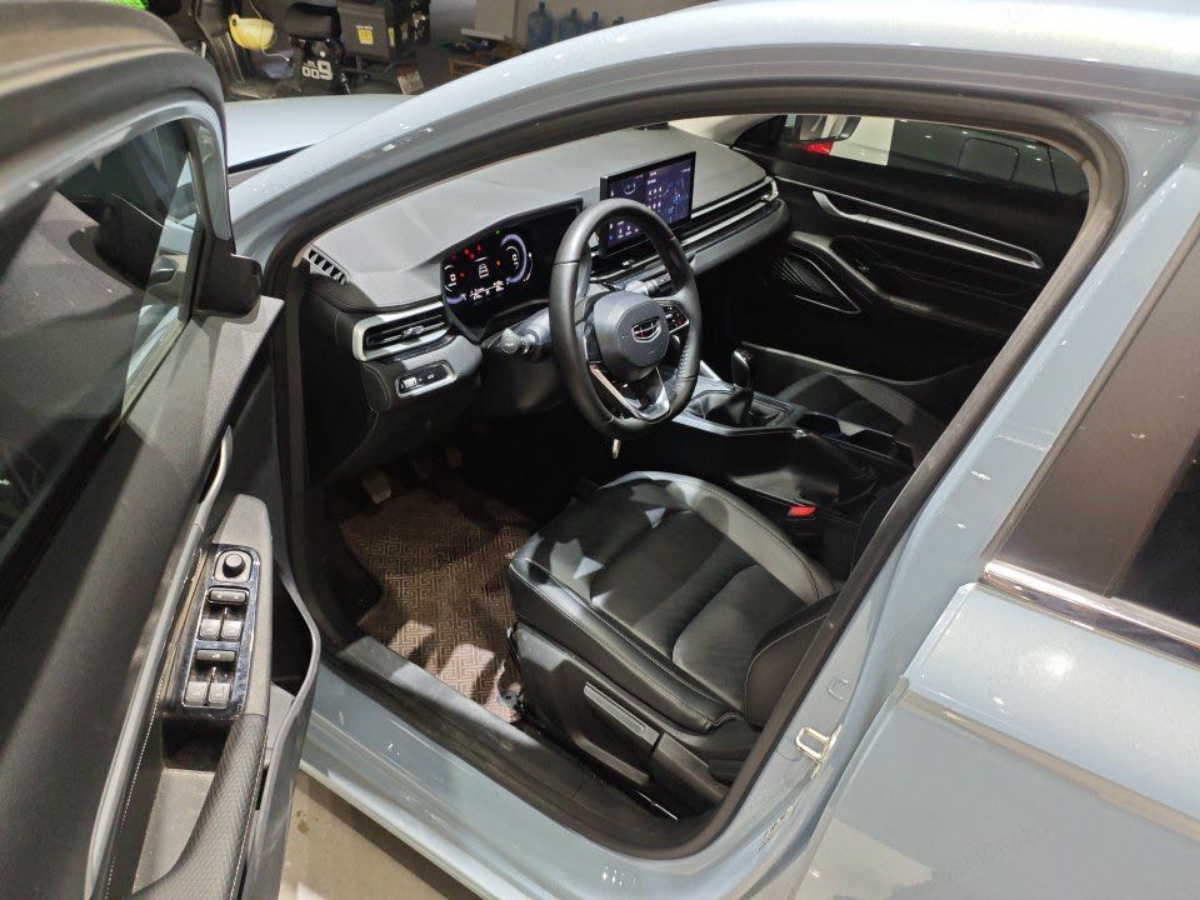 GEELY Emgrand 2023 car image #7