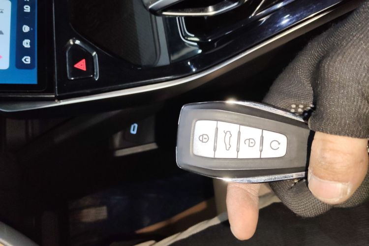 GEELY Boyue L 2023 image de voiture #9