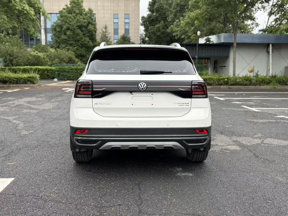 Volkswagen T-Cross 2019 car image #5