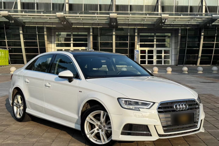 Audi A3 2020 car image #4