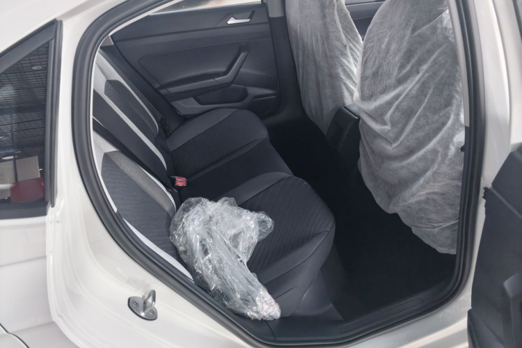 Volkswagen Lavida 2026 car image #9