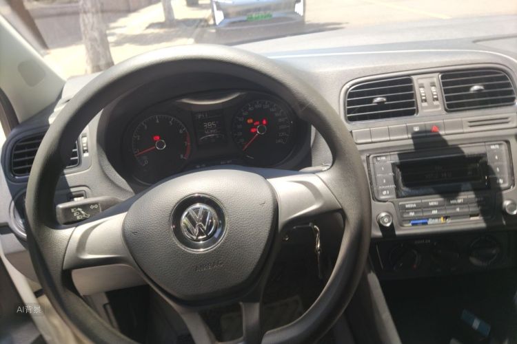 Volkswagen Polo 2016 #12 Volkswagen Polo 2016 car image #12