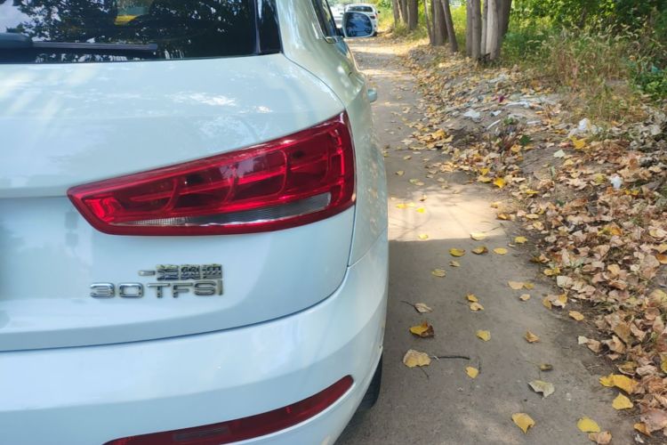 Audi Q3 2015 #8 Audi Q3 2015 car image #8