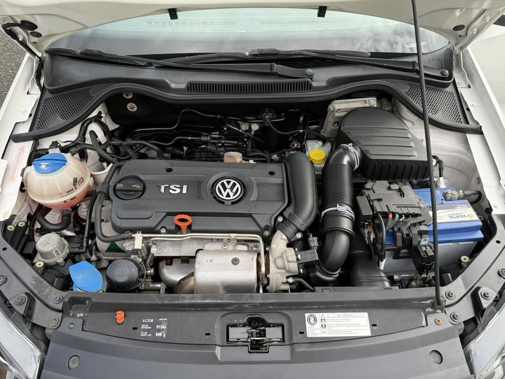 Volkswagen Polo 2013 car image #6