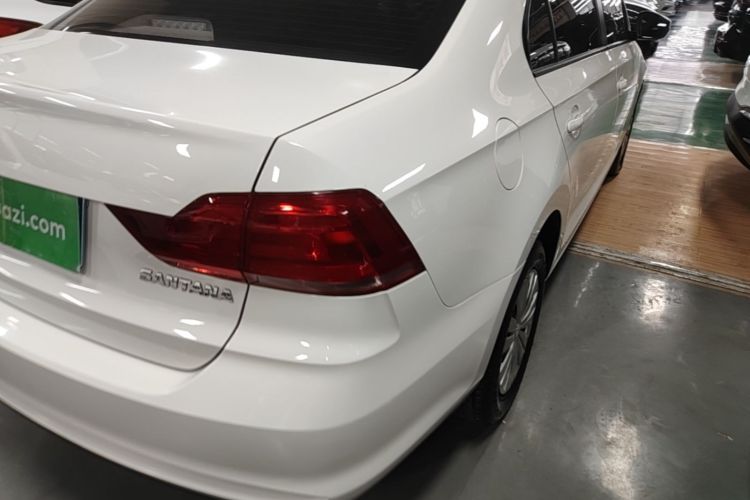 Volkswagen Santana 2022 car image #8