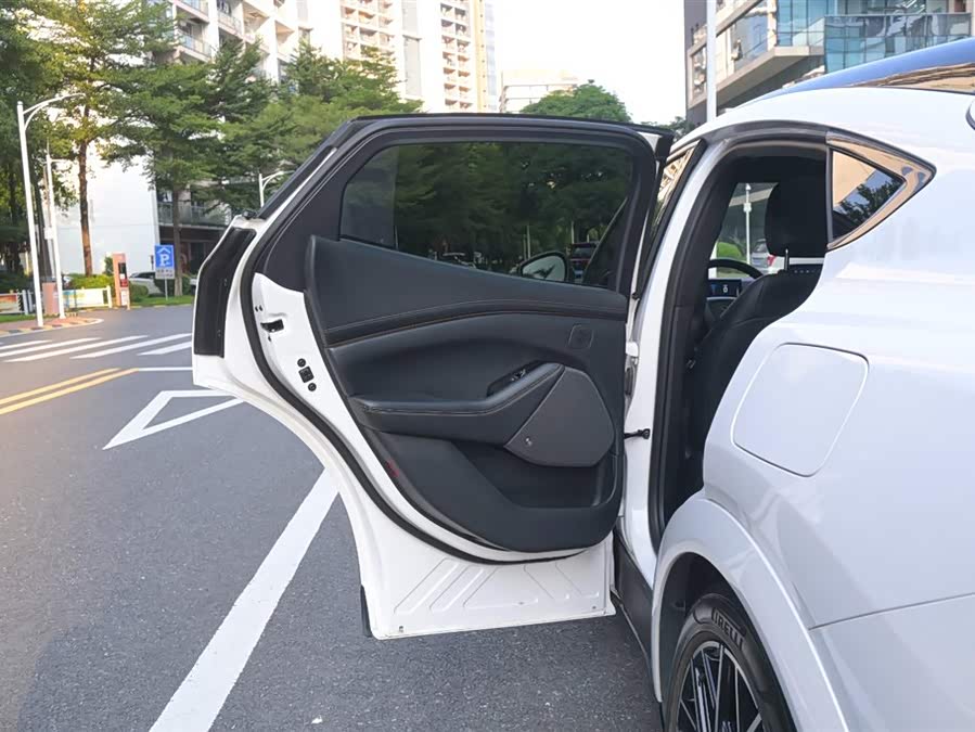 Ford Mustang Mach-E 2023 #60 Ford Mustang Mach-E 2023 car image #60