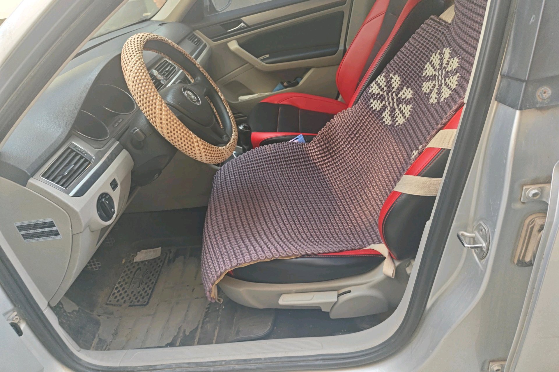 Volkswagen Bora 2016 imagen de coche #6