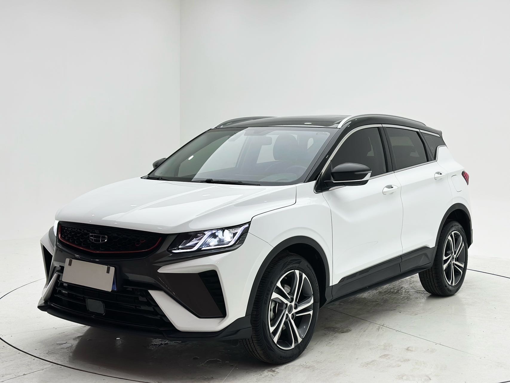 GEELY Coolray 2021 car image 