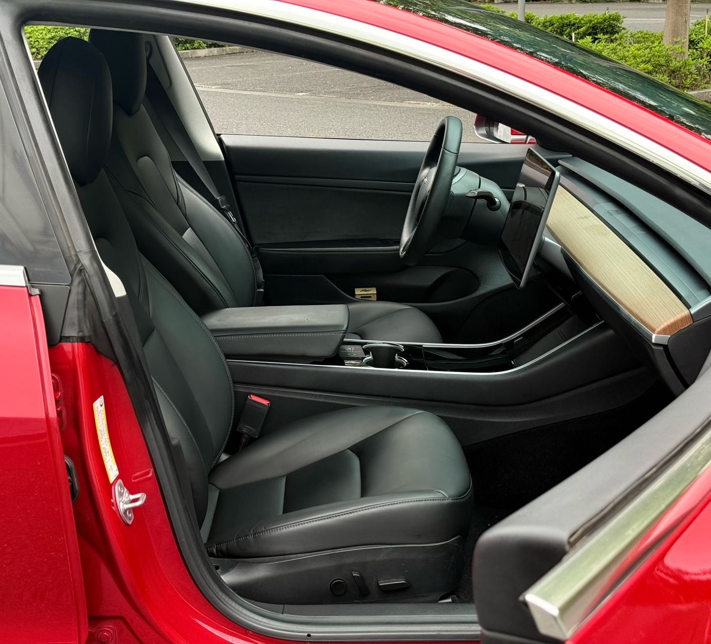 Tesla Model 3 2020 car image #5