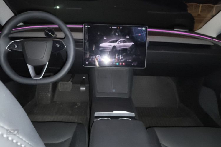 Tesla Model 3 2025 #11 Tesla Model 3 2025 car image #11
