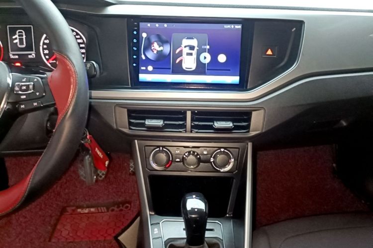 Volkswagen Polo 2020 car image #17