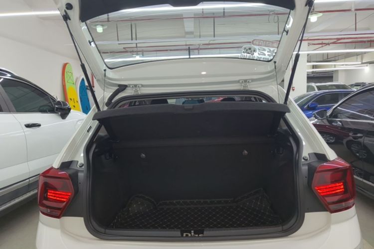 Volkswagen Polo 2021 car image #19