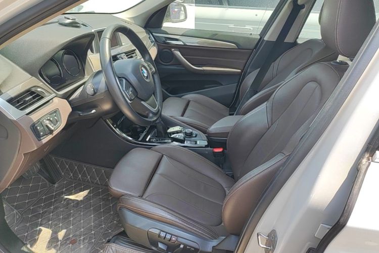 BMW X1 2019 car image #19