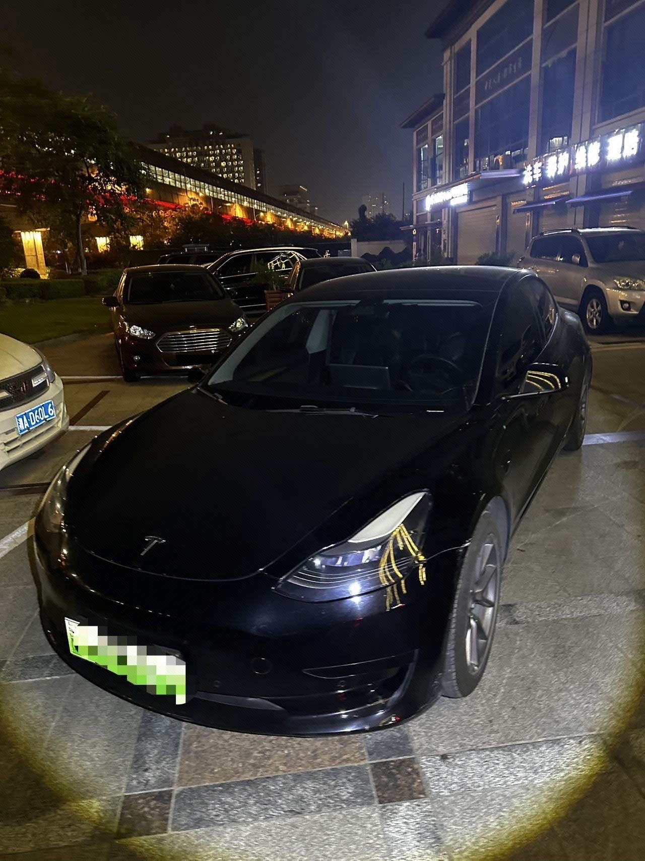 Tesla Model 3 2021 car image 