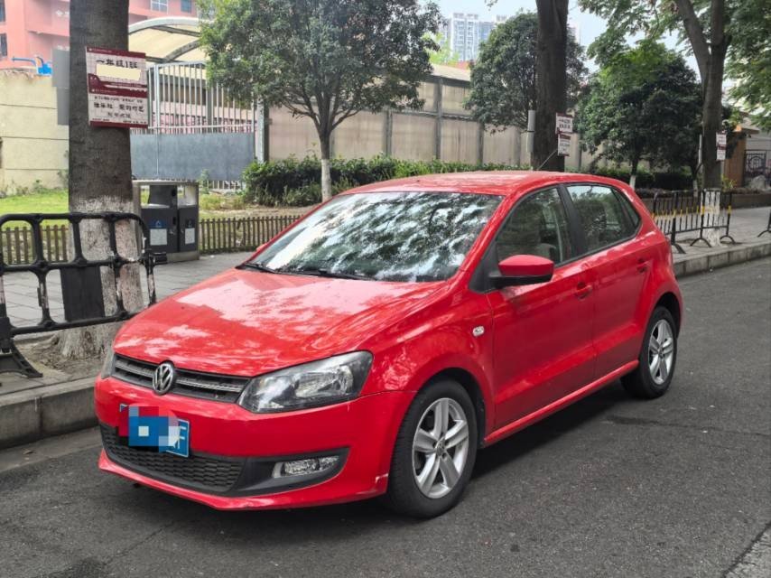 Volkswagen Polo 2012 Volkswagen Polo 2012 car image