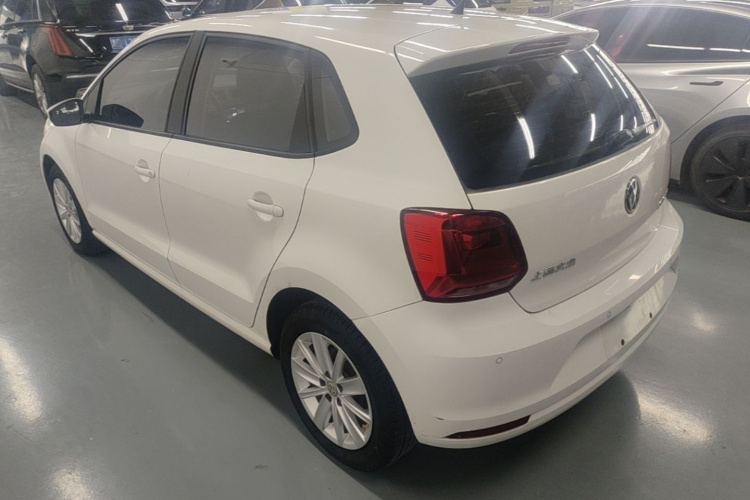 Volkswagen Polo 2015 #5 Volkswagen Polo 2015 car image #5