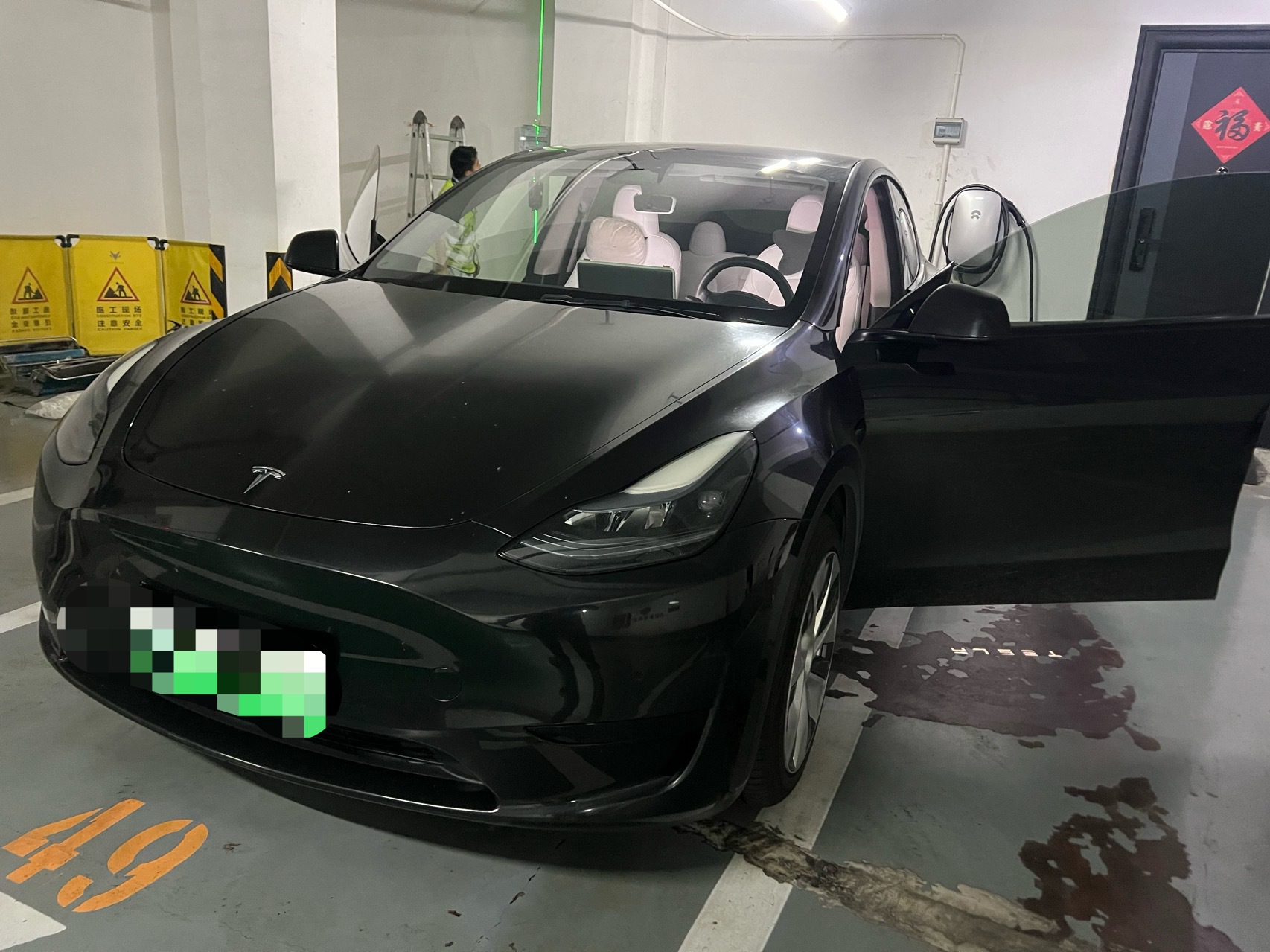 Tesla Model Y 2023 Tesla Model Y 2023 car image