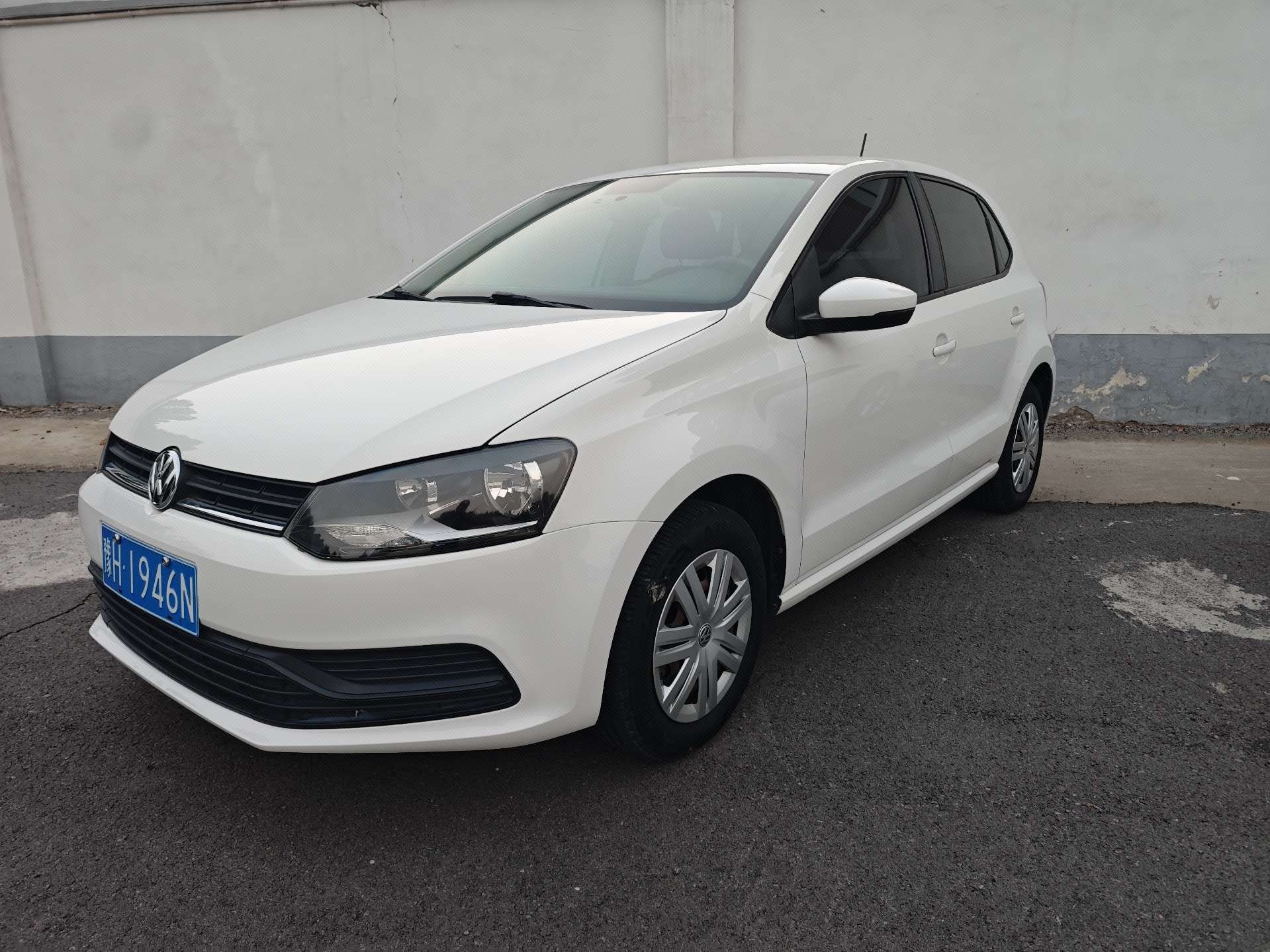 Volkswagen Polo 2017 car image 
