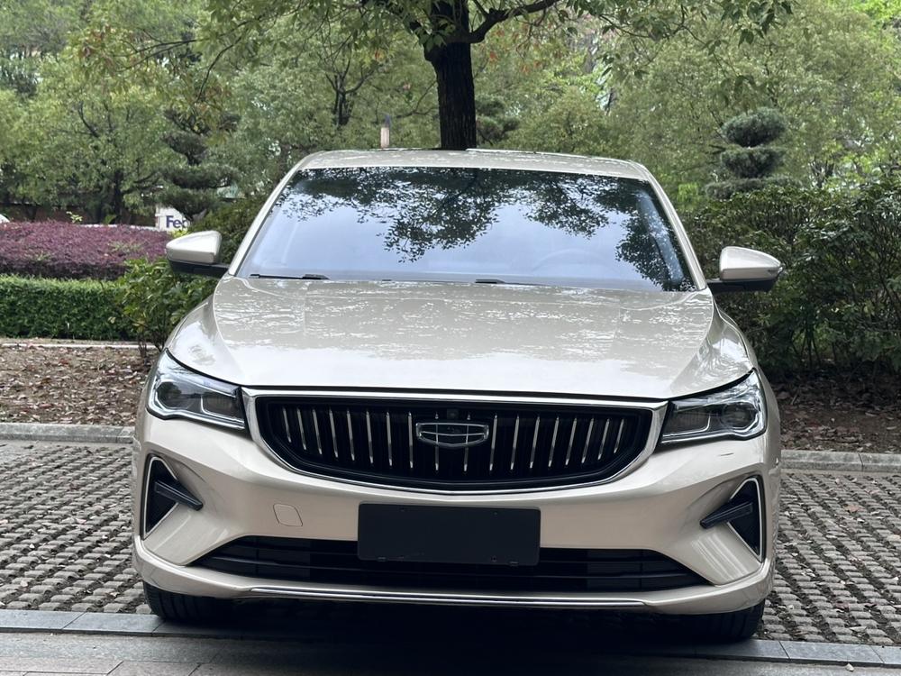 GEELY Emgrand 2022 car image #2