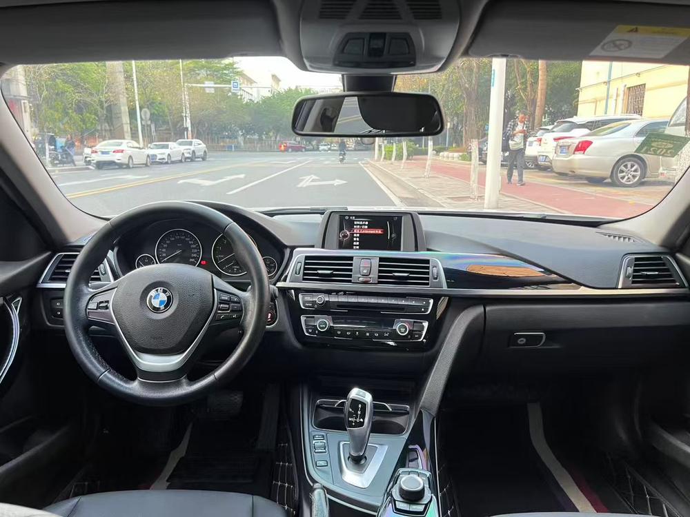 BMW 3 Series 2017 #7 BMW 3 Series 2017 car image #7