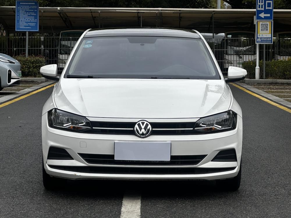 Volkswagen Polo 2019 imagen de coche #2
