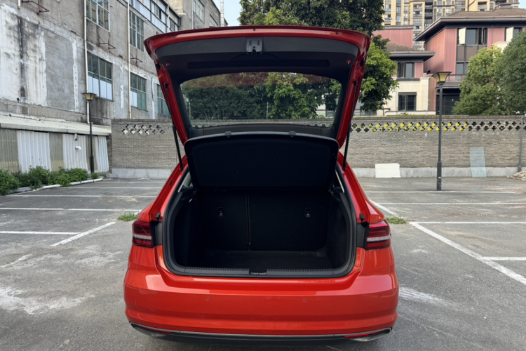 Volkswagen Lavida 2018 #22 Volkswagen Lavida 2018 car image #22